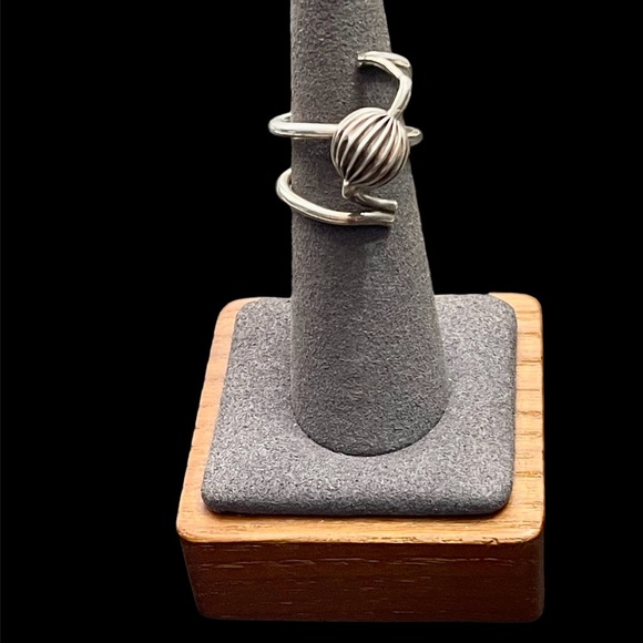 Mcm sterling fidget ring - Picture 2 of 4